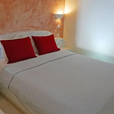 Hotel Nautilus Dome 3*