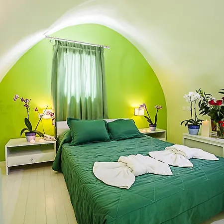 Hotel Nautilus Dome Fira (Santorini)